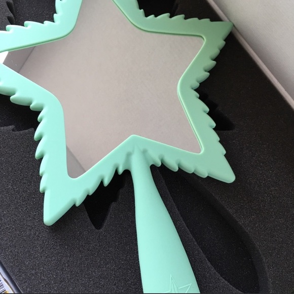 Jeffree Star 420 Mint Green Soft Mirror - Picture 4 of 7